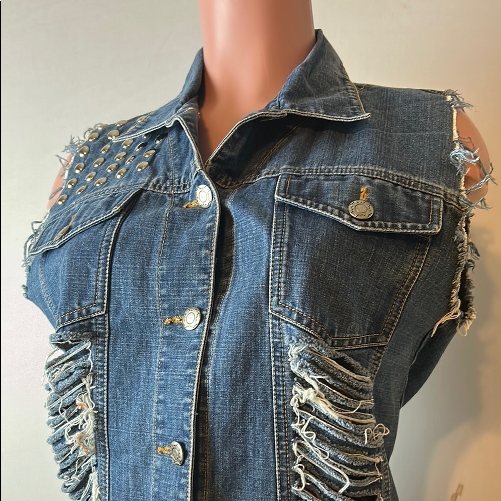Stubborn Jeans Women’ Ripped Top Shirt Jacket Sleeveless Patch Work - Picture 4 of 12